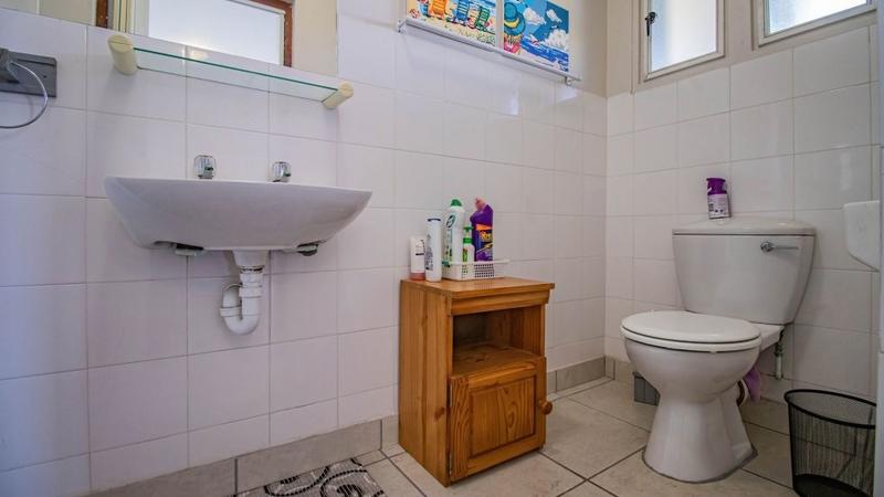 3 Bedroom Property for Sale in Stilbaai Wes Western Cape